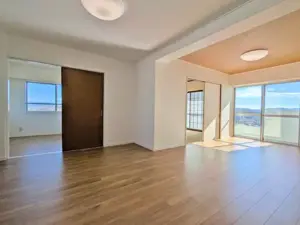 ホワイトシャトー豊田のリビング